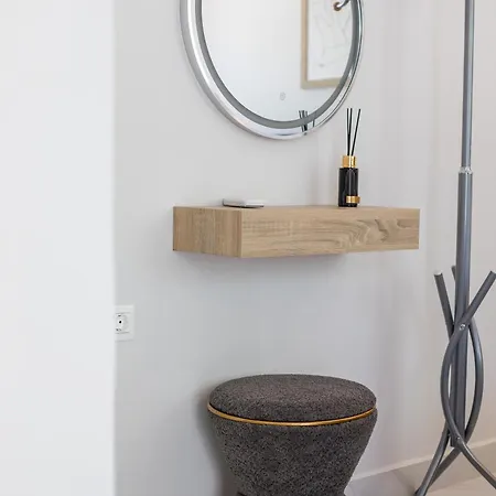 Magma Urban Apartment
