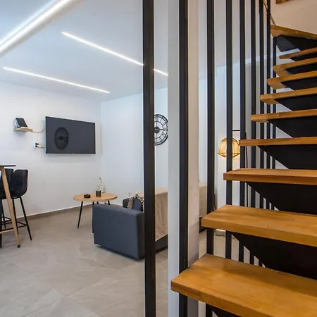 Magma Urban Apartment